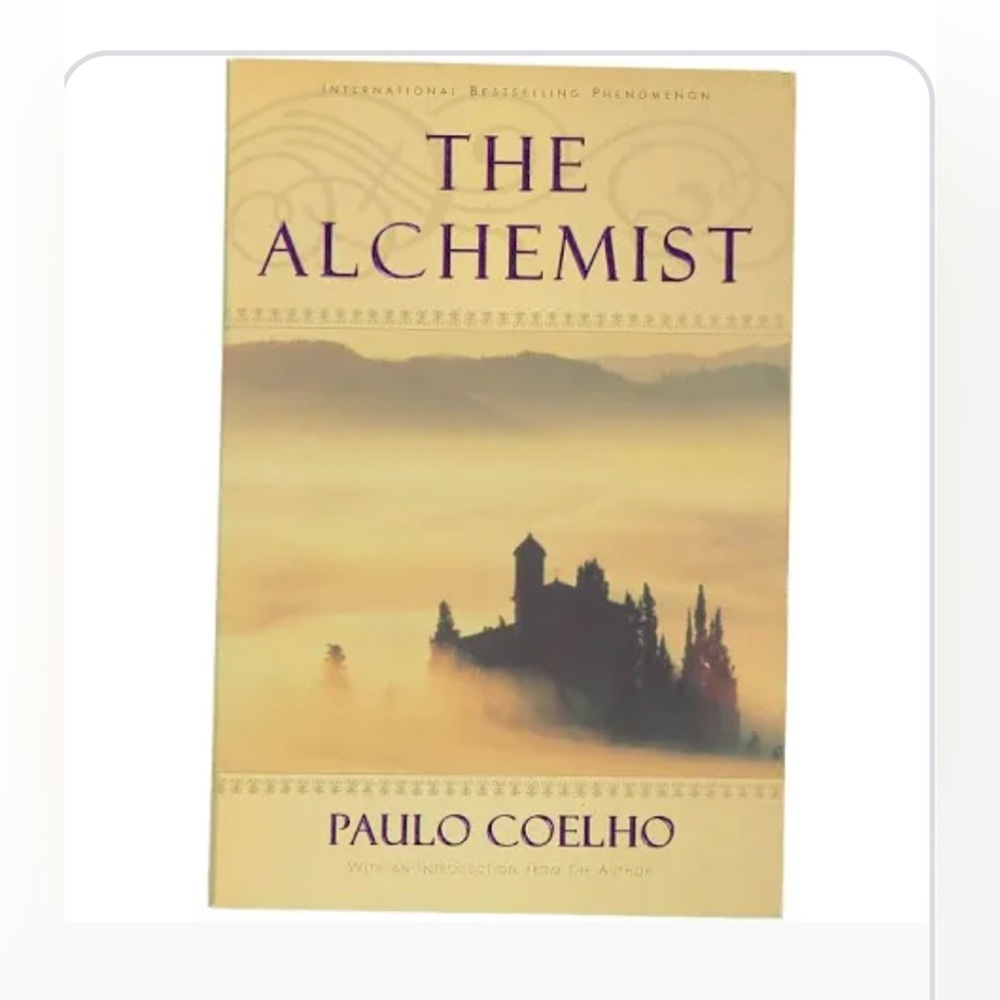 The Alchemist 💛 Paulo Coelho, Paperback, Bestseller,